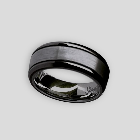 Shane Co. Men’s Titanium Ring (8mm) size 9 Comfort Fit - Picture 3 of 7